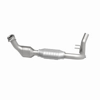 MagnaFlow Direct Fit Catalytic Converter 99-02 Expedition 5.4L 4wd