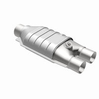 MagnaFlow Universal Catalytic Converter 2/3 D/S Single O2 Boss