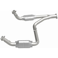 MagnaFlow Direct Fit Catalytic Converter 00-01Tahoe/Yukon V8 5.7L