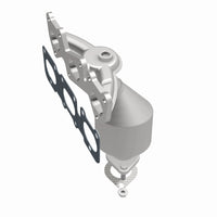 Magnaflow 07-10 Kia Sedona 3.8L California Grade CARB Compliant DF Manifold Catalytic Converter