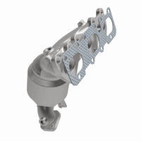 MagnaFlow 13-17 Hyundai Santa Fe 3.3L California Grade CARB Compliant Direct-Fit Catalytic Converter