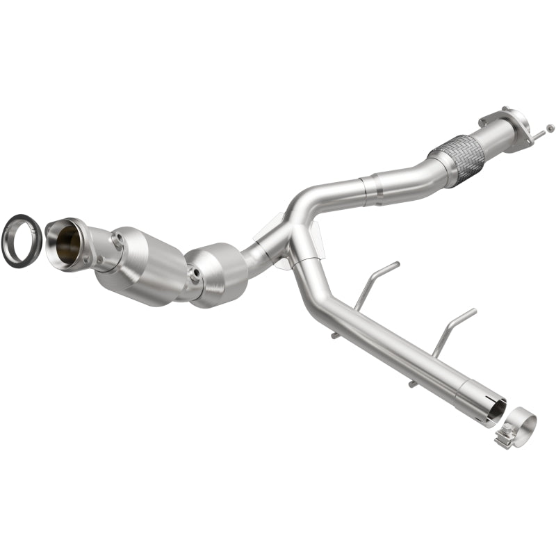 MagnaFlow 22-24 Ford Expedition 3.5L w/ Dual Exhaust Right Underbody Direct-Fit Catalytic Converter