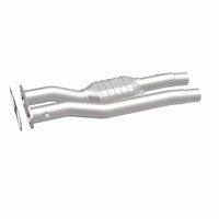 MagnaFlow Direct Fit Catalytic Converter 96-97 7.4L 3500 Truck Rear