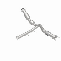 MagnaFlow 22-24 Ford Expedition 3.5L w/ Dual Exhaust Right Underbody Direct-Fit Catalytic Converter