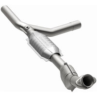 MagnaFlow Direct Fit Catalytic Converter 97-99 E-150/250 4.6L P/S