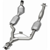 MagnaFlow Direct Fit Catalytic Converter 96-98 Ford Mustang 3.8L