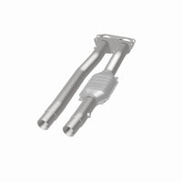 MagnaFlow Direct Fit Catalytic Converter 96-97 7.4L 3500 Truck Rear