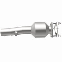 MagnaFlow 14-19 Range Rover Evoque/Discovery Sport 2.0 Rear Direct-Fit Catalytic Converter