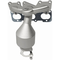 Magnaflow 07-10 Kia Sedona 3.8L California Grade CARB Compliant DF Manifold Catalytic Converter