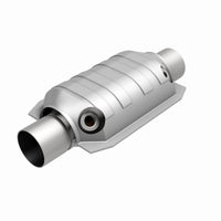 MagnaFlow Universal Catalytic Converter 3 W/Dual O2 Boss