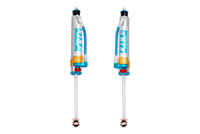 King Shocks 07-18 Jeep Wrangler JK Front 2.5 Dia Piggy Hose Res Shock 6in Lift w/Adjuster (Pair)