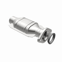 MagnaFlow Direct Fit Catalytic Converter 01-03 Highlander underbody