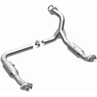 MagnaFlow DF Cat Conv 06-09 Ford Explorer/06-10 Mercury Mountaineer 4.6L Y-Pipe Assembly (49 State)