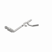 MagnaFlow Direct Fit Catalytic Converter 04-05 Dodge RAM 1500 Pickup 3.7L (Inc 4WD 4.7L) P/S