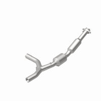 MagnaFlow 05-06 Ford E-250 4.6L California Grade CARB Complaint Direct-Fit Catalytic Converter