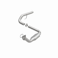 MagnaFlow Direct Fit Catalytic Conv 02-06 Cadillac Escalade / 02-06 GM Yukon (Inc Denali) 6.0L D/S