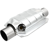 MagnaFlow Universal Catalytic Converter 2.5 W/Dual O2 Boss
