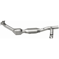 MagnaFlow Direct Fit Catalytic Converter 99-02 Expedition 5.4L 4wd