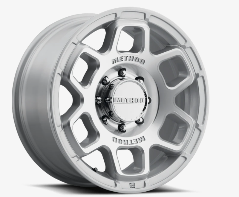 Method MR710-HD Bead Grip 18x9 / 8x6.5 / 12mm Offset / Machined Clear Coat Wheel